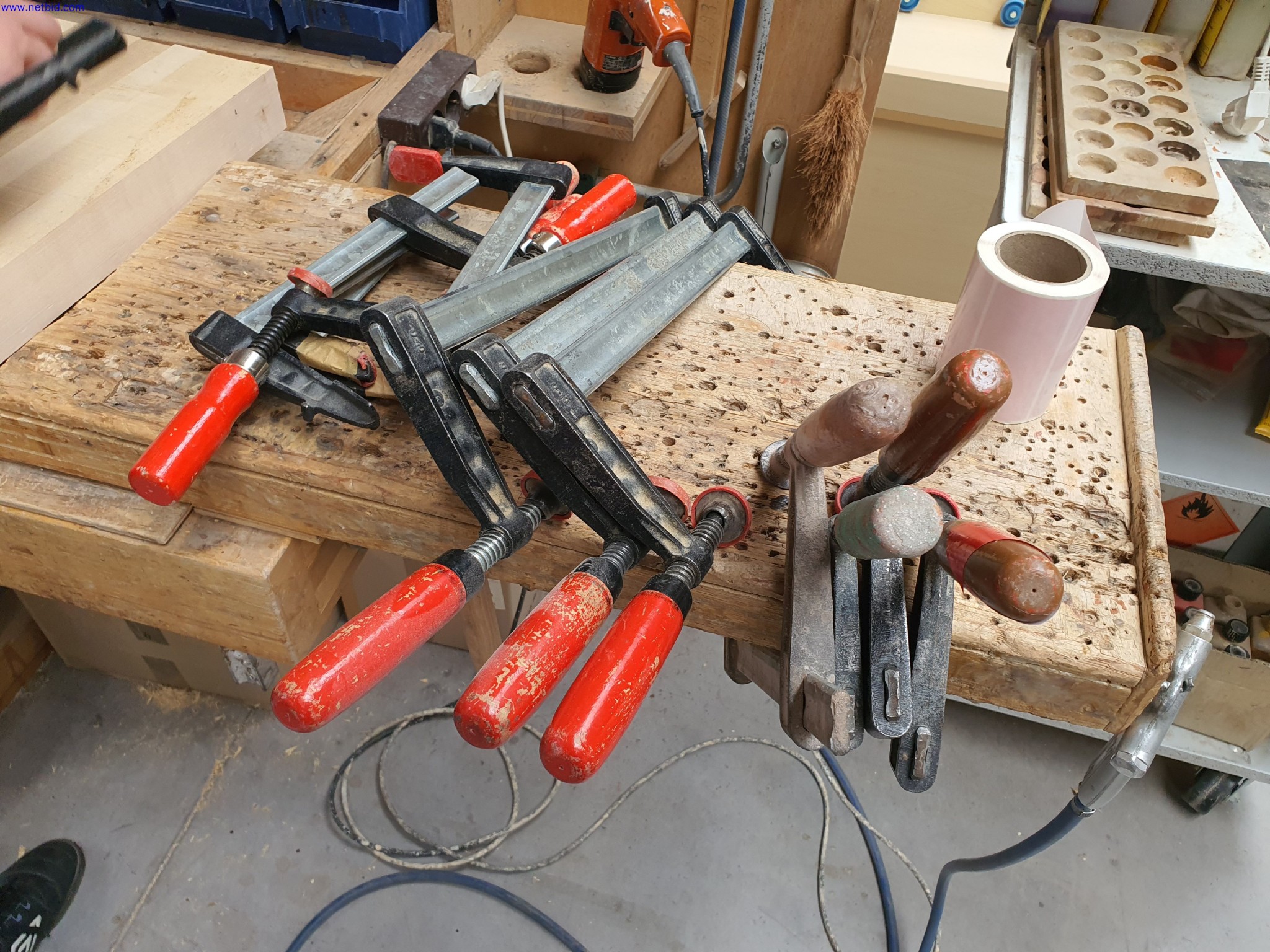 Máquinas en buen estado para la fabricación de muebles de salón-2