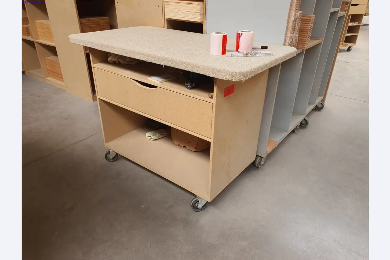 Máquinas en buen estado para la fabricación de muebles de salón-3