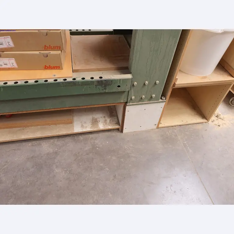 Dobrze utrzymane maszyny do produkcji mebli do salonu-14