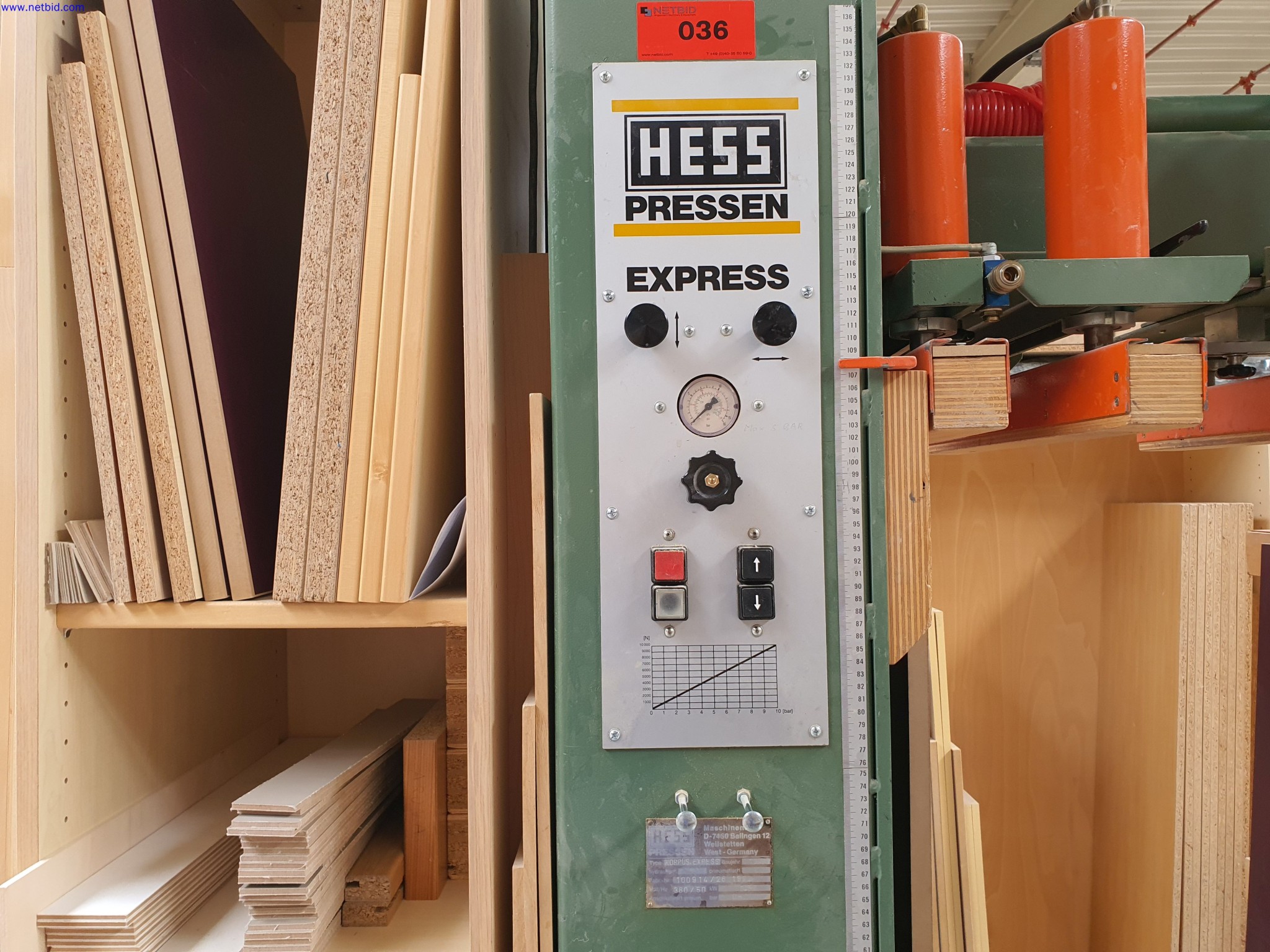 Dobrze utrzymane maszyny do produkcji mebli do salonu-3