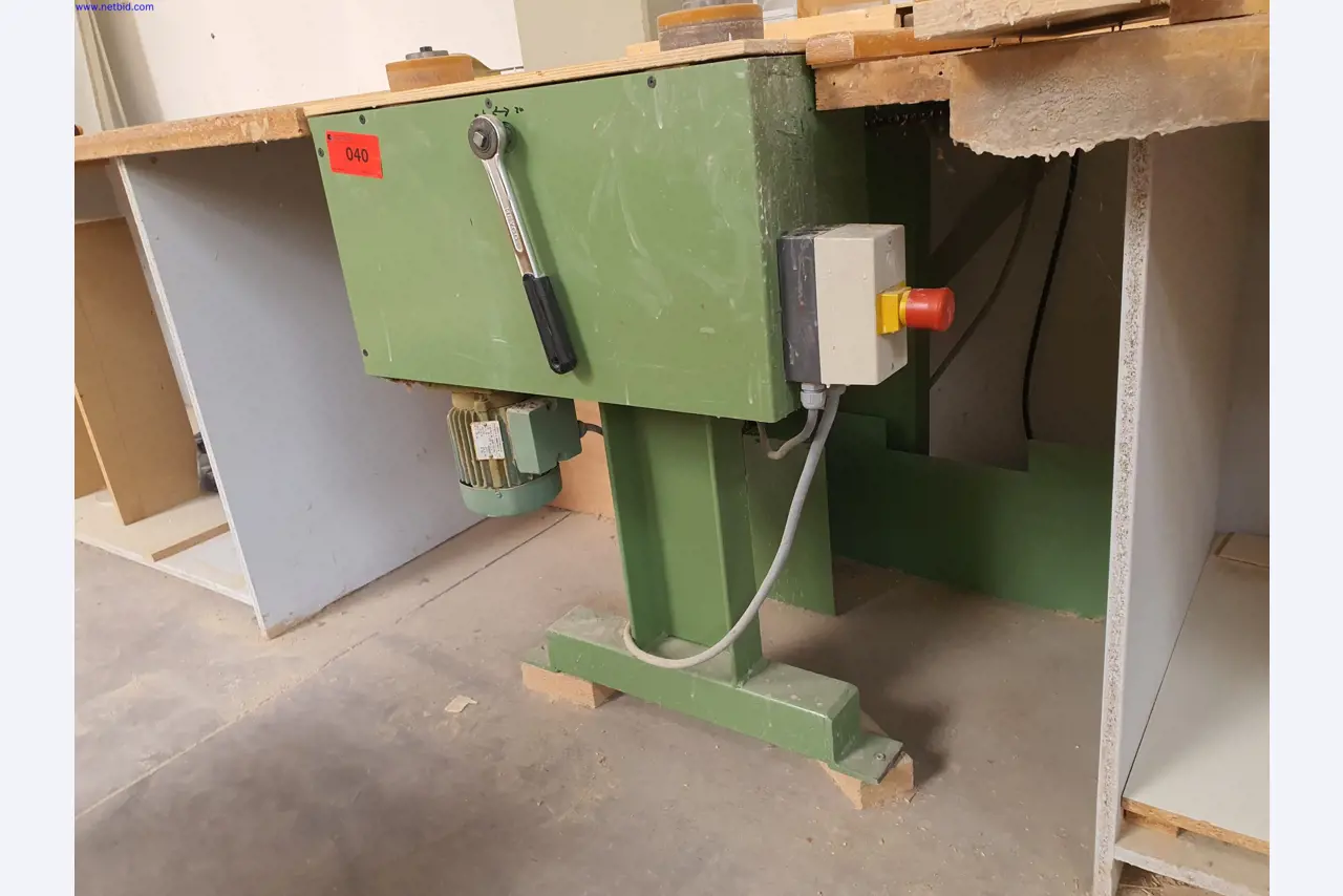 Goed onderhouden machines voor de productie van woonkamermeubels-3