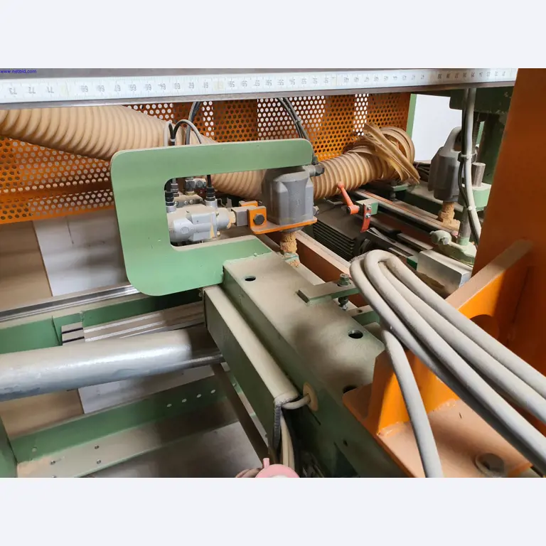 Dobrze utrzymane maszyny do produkcji mebli do salonu-3