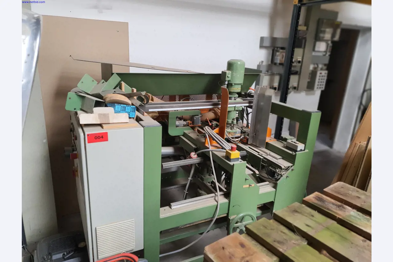 Dobrze utrzymane maszyny do produkcji mebli do salonu-9