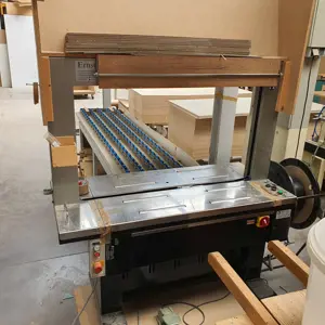 Ferramenta de cintagem de plástico Jäger JU-200E