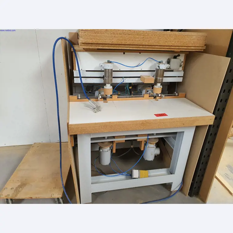 Goed onderhouden machines voor de productie van woonkamermeubels-2