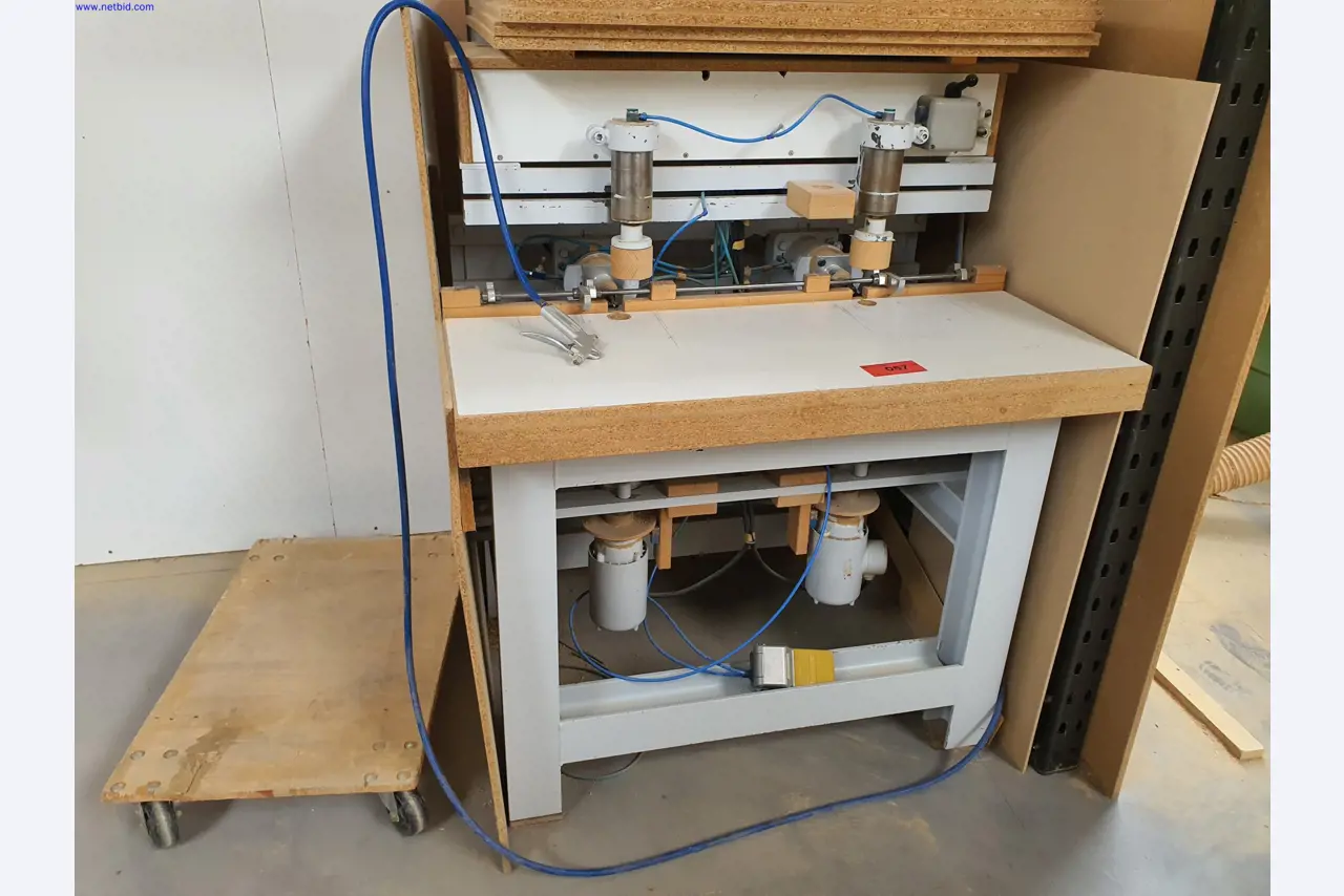 Goed onderhouden machines voor de productie van woonkamermeubels-4