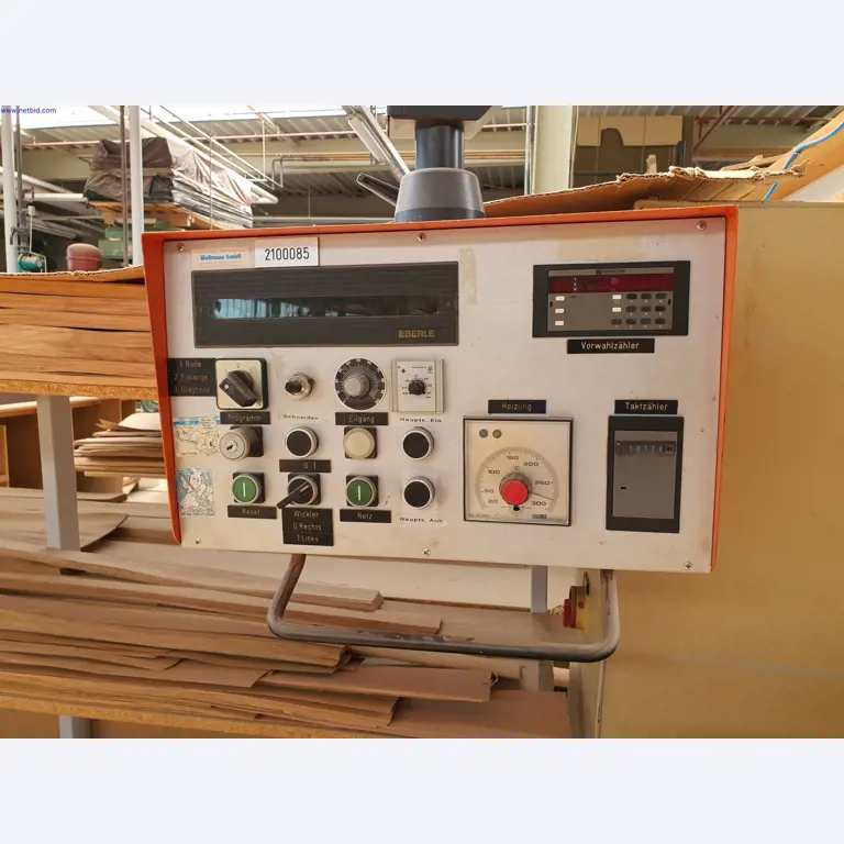 Goed onderhouden machines voor de productie van woonkamermeubels-9