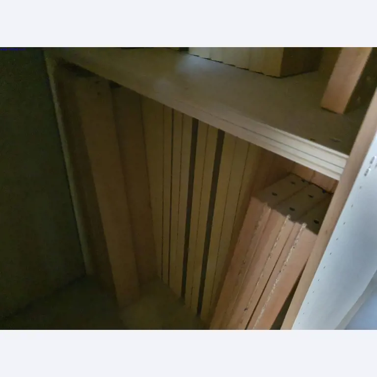 Dobrze utrzymane maszyny do produkcji mebli do salonu-3