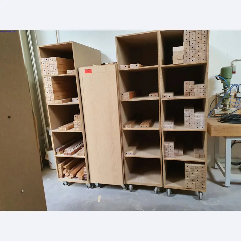 Dobrze utrzymane maszyny do produkcji mebli do salonu-6