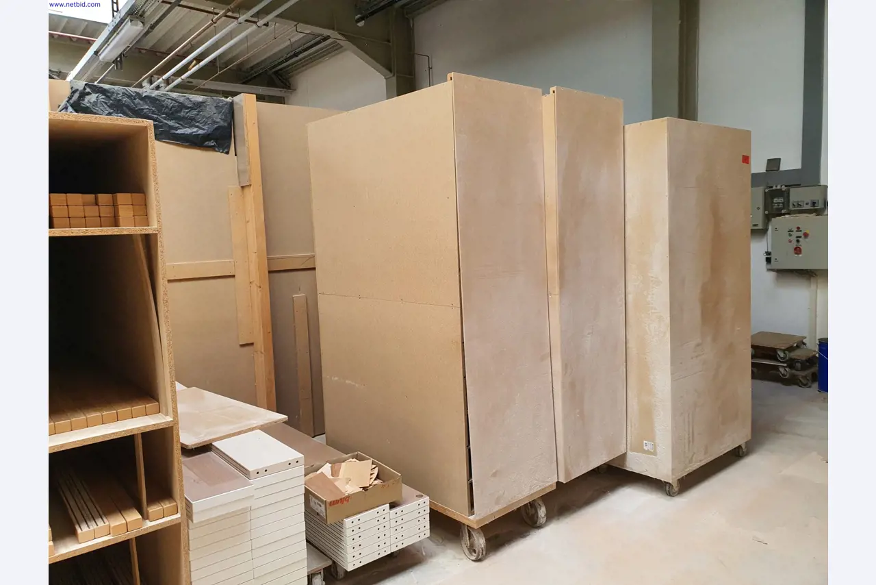 Dobrze utrzymane maszyny do produkcji mebli do salonu-7