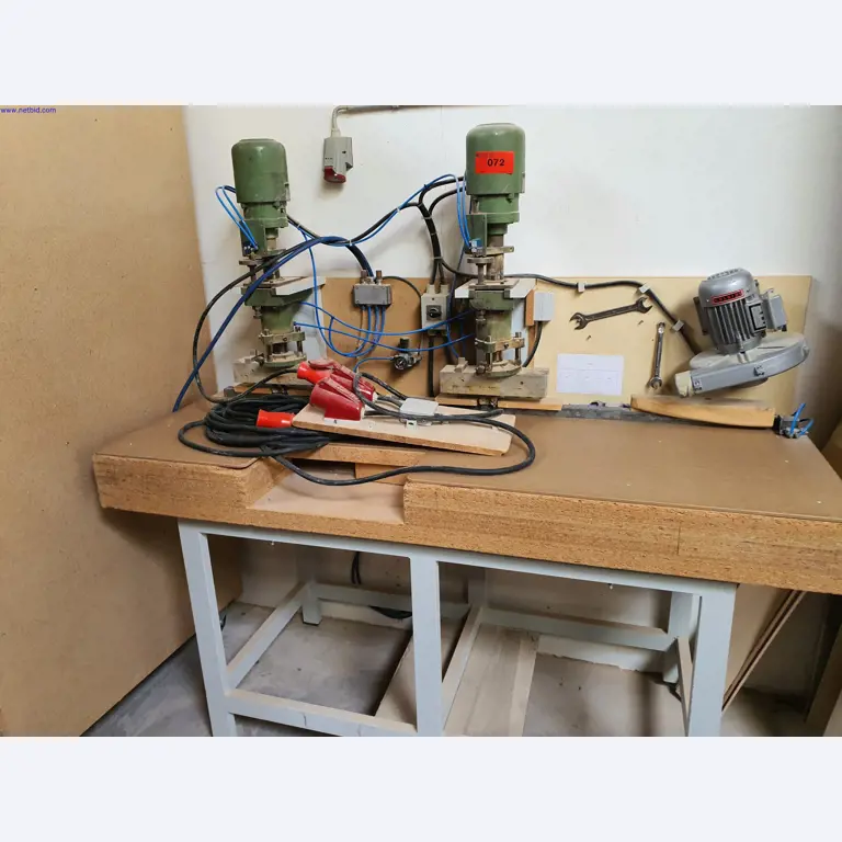 Dobrze utrzymane maszyny do produkcji mebli do salonu-1