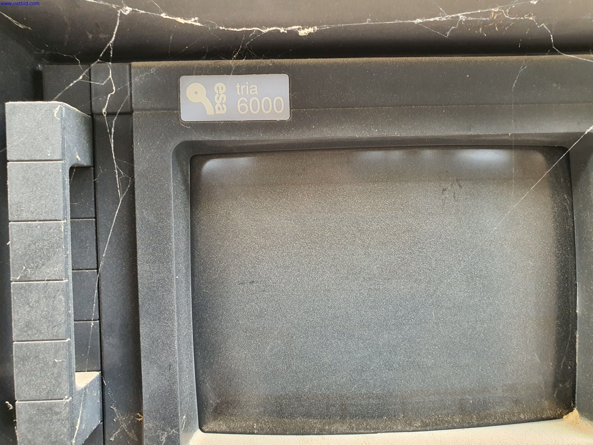 Dobrze utrzymane maszyny do produkcji mebli do salonu-12