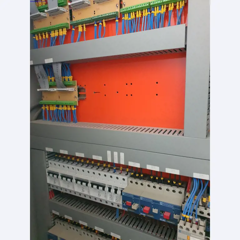 Dobrze utrzymane maszyny do produkcji mebli do salonu-15