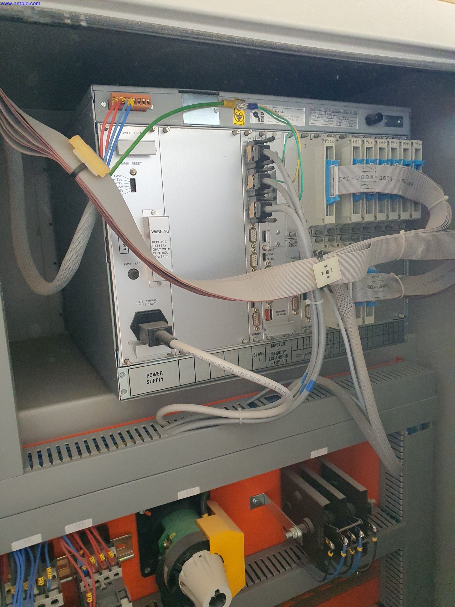 Dobrze utrzymane maszyny do produkcji mebli do salonu-6