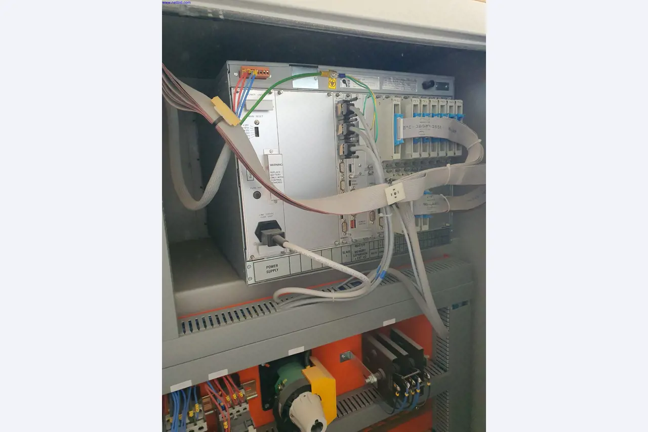 Dobrze utrzymane maszyny do produkcji mebli do salonu-6