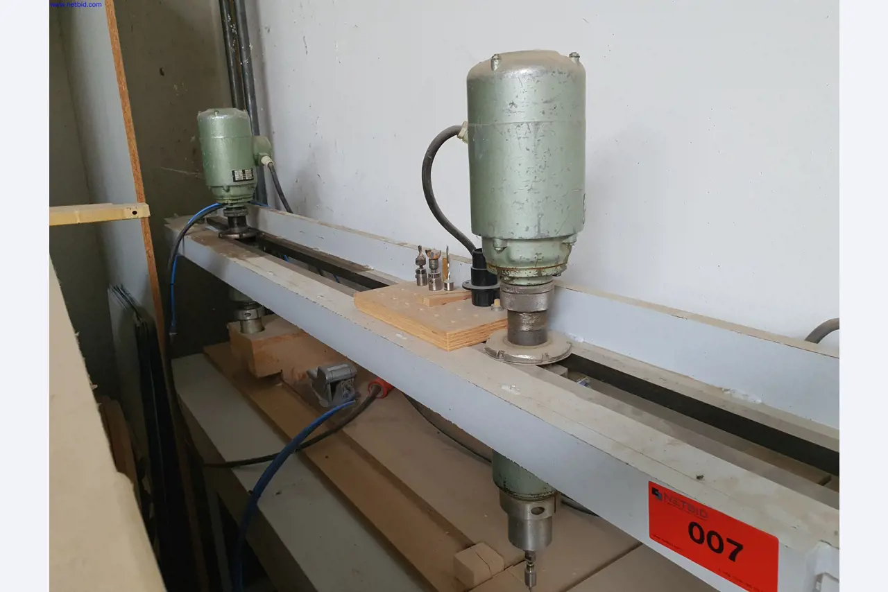 Goed onderhouden machines voor de productie van woonkamermeubels-5