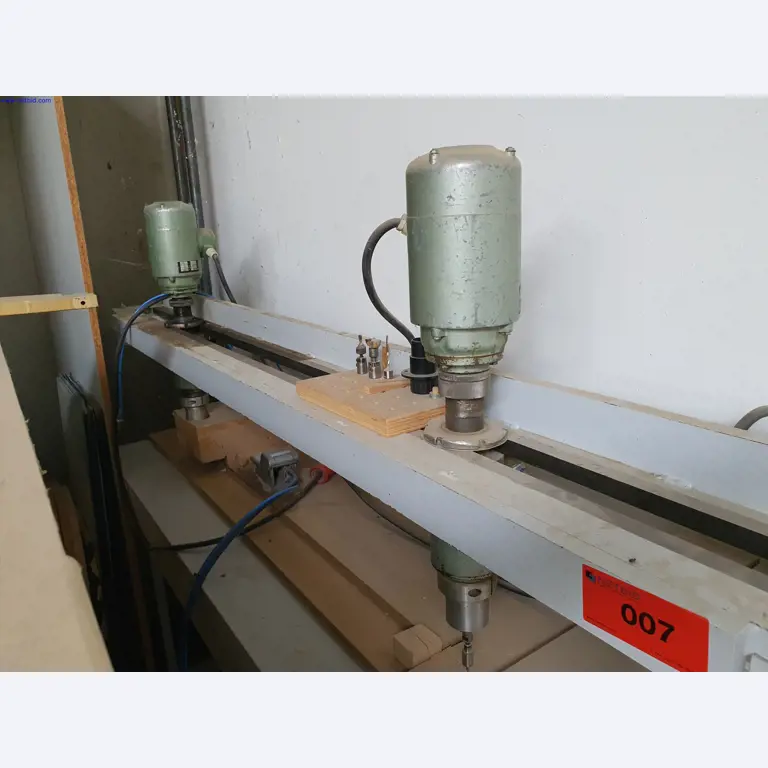 Goed onderhouden machines voor de productie van woonkamermeubels-5