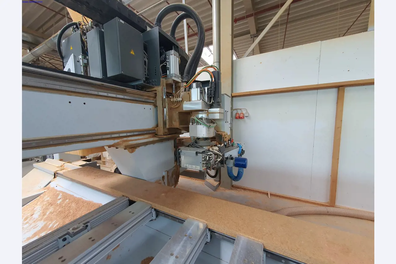Dobrze utrzymane maszyny do produkcji mebli do salonu-15