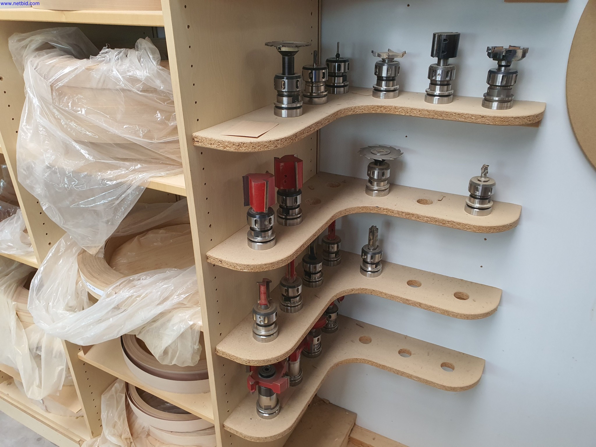 Dobrze utrzymane maszyny do produkcji mebli do salonu-19