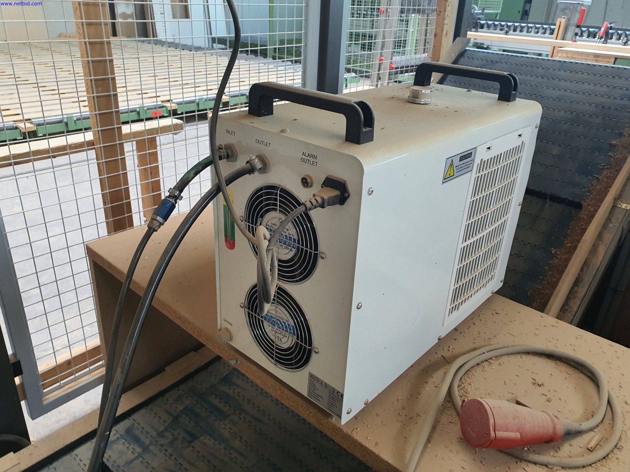 Dobrze utrzymane maszyny do produkcji mebli do salonu-27