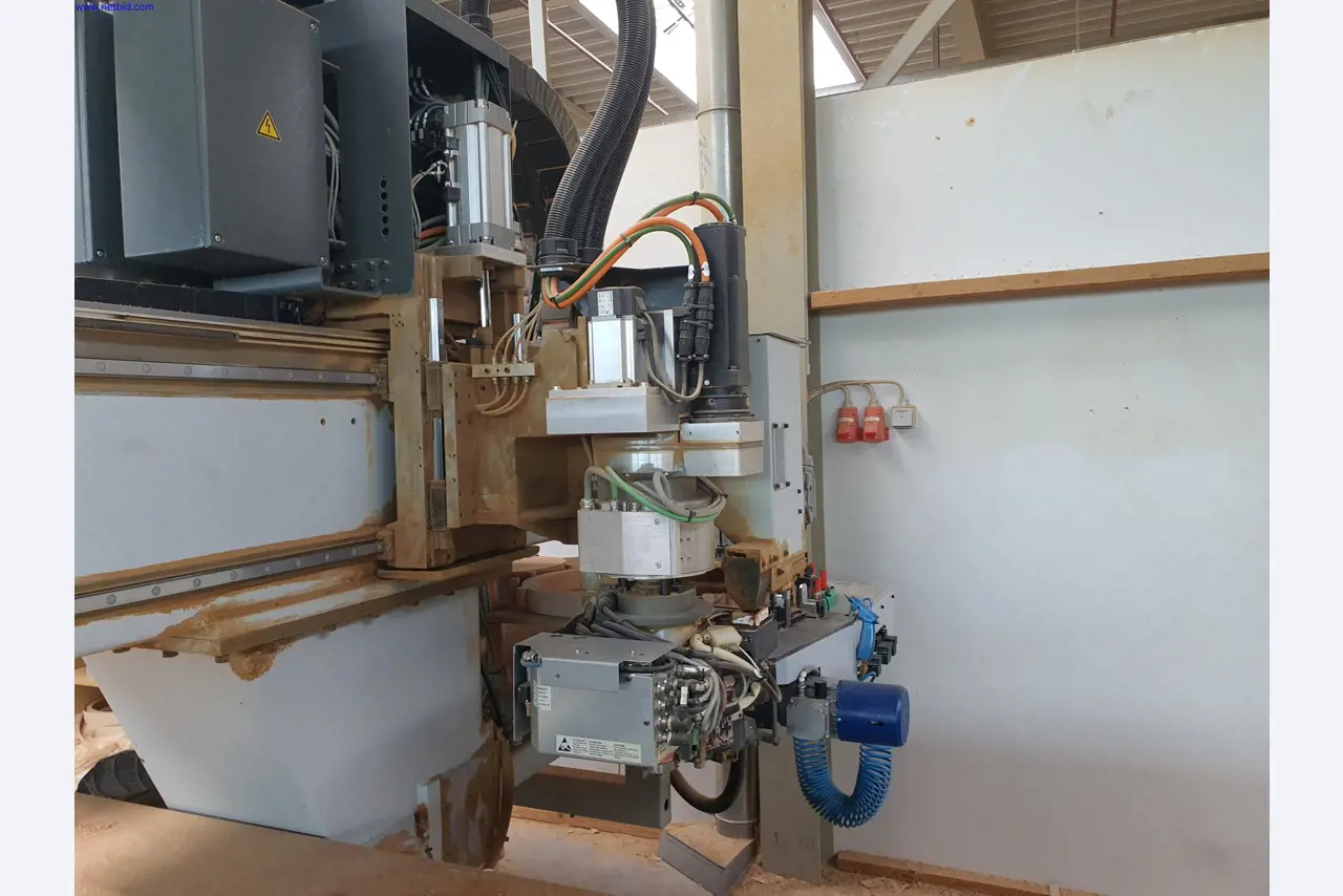 Dobrze utrzymane maszyny do produkcji mebli do salonu-2