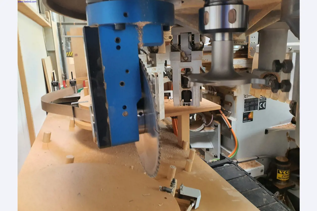 Dobrze utrzymane maszyny do produkcji mebli do salonu-44