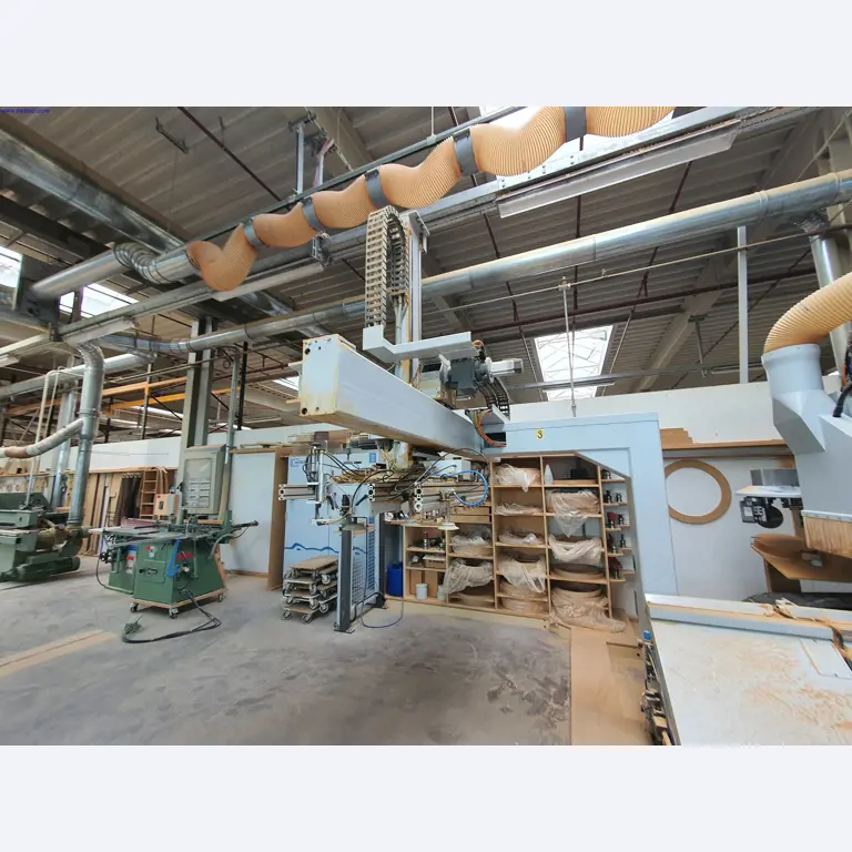 Dobrze utrzymane maszyny do produkcji mebli do salonu-5