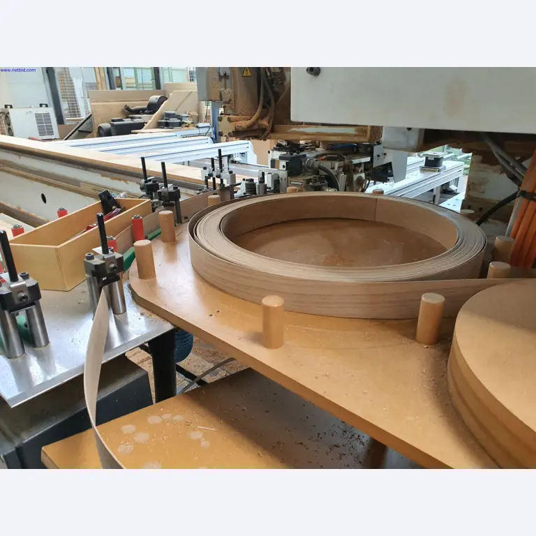 Dobrze utrzymane maszyny do produkcji mebli do salonu-7