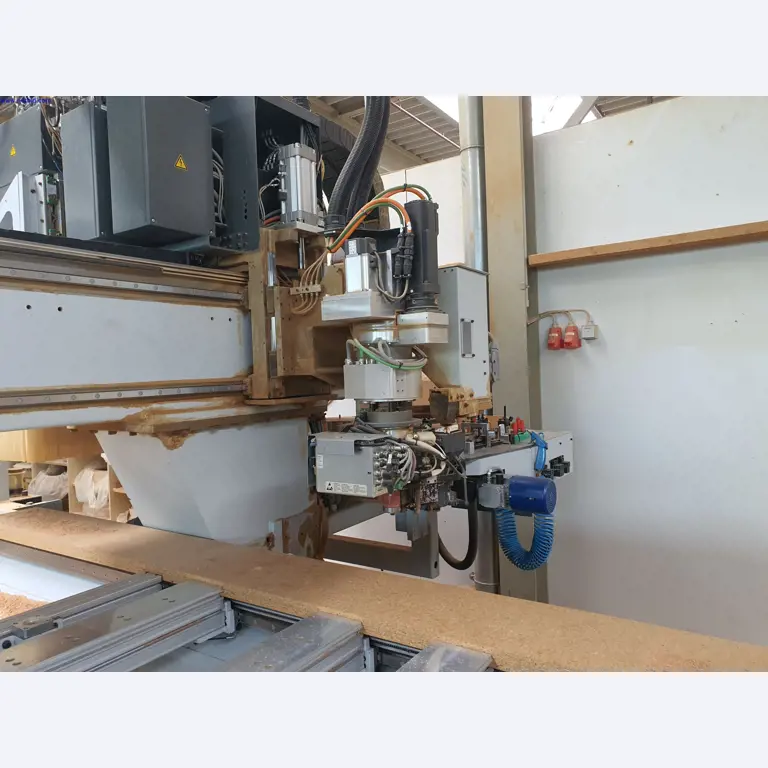 Dobrze utrzymane maszyny do produkcji mebli do salonu-8