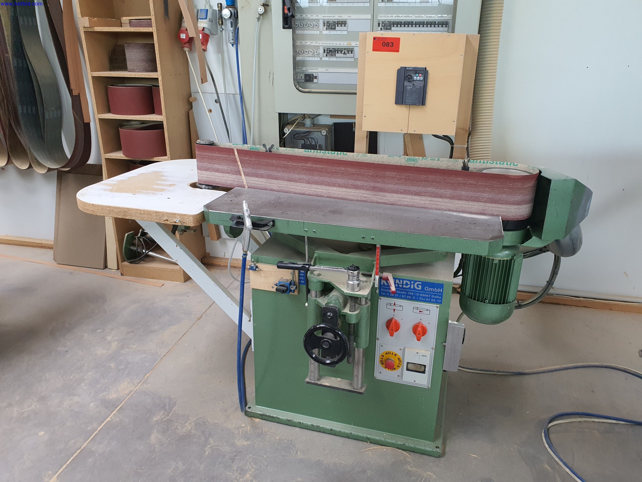 Dobrze utrzymane maszyny do produkcji mebli do salonu-3