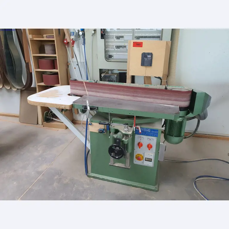 Dobrze utrzymane maszyny do produkcji mebli do salonu-3