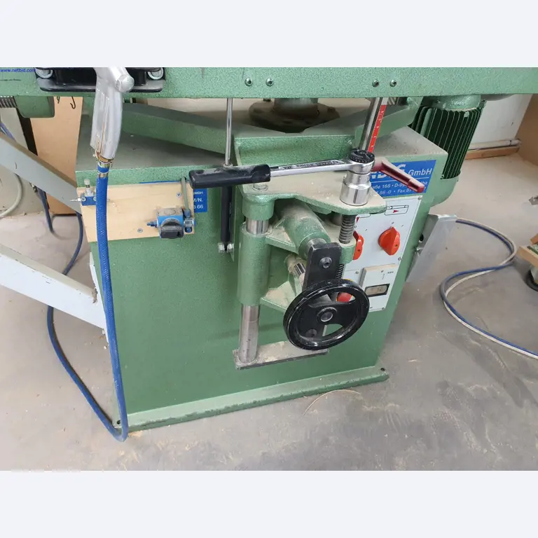 Dobrze utrzymane maszyny do produkcji mebli do salonu-4