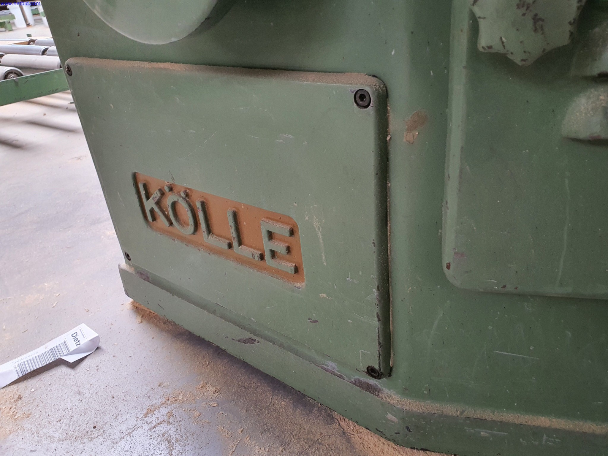 Dobro vzdrževani stroji za proizvodnjo pohištva za dnevne sobe-2