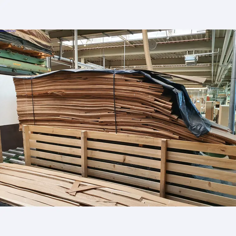 Dobrze utrzymane maszyny do produkcji mebli do salonu-14