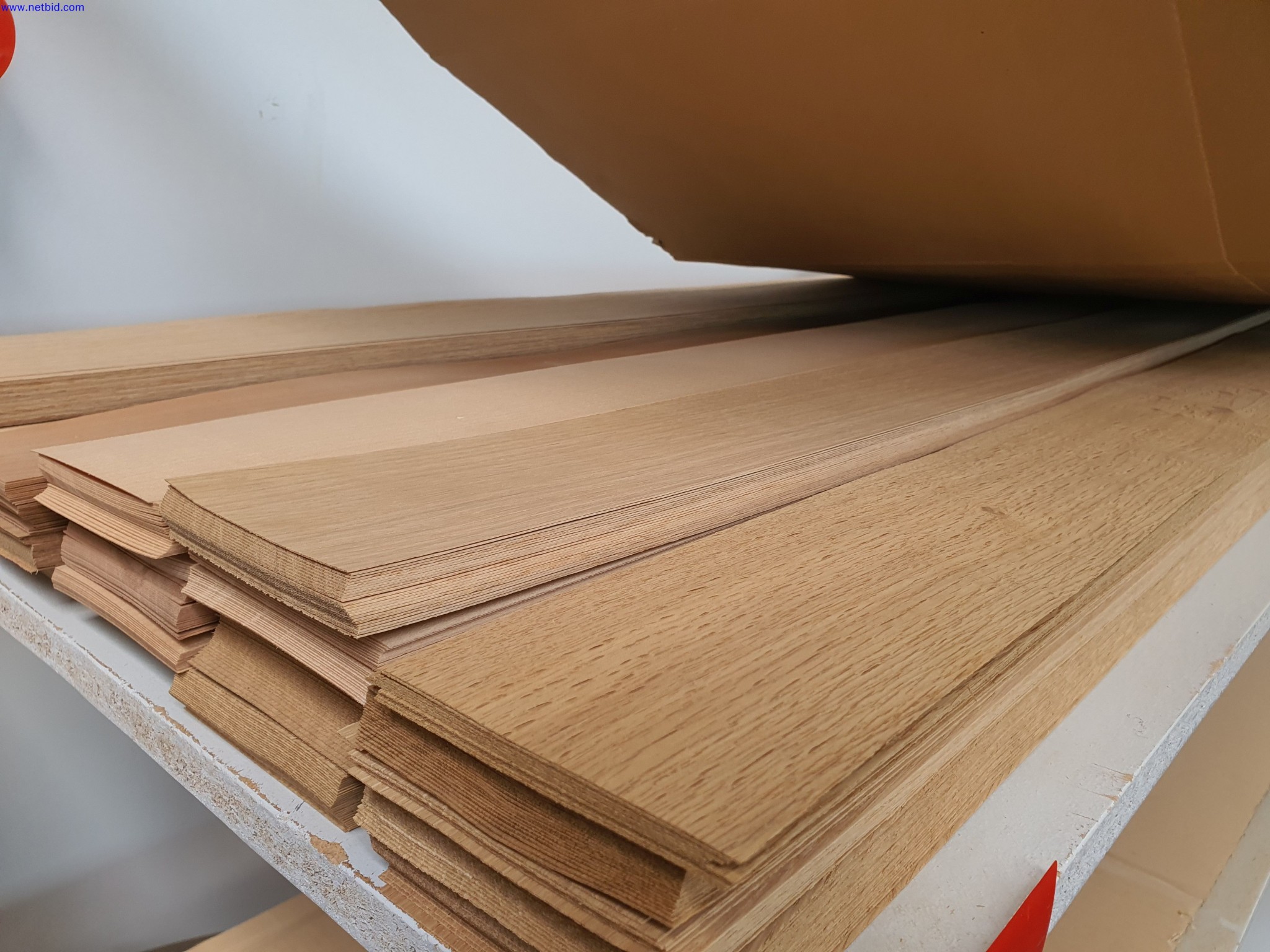 Dobrze utrzymane maszyny do produkcji mebli do salonu-4