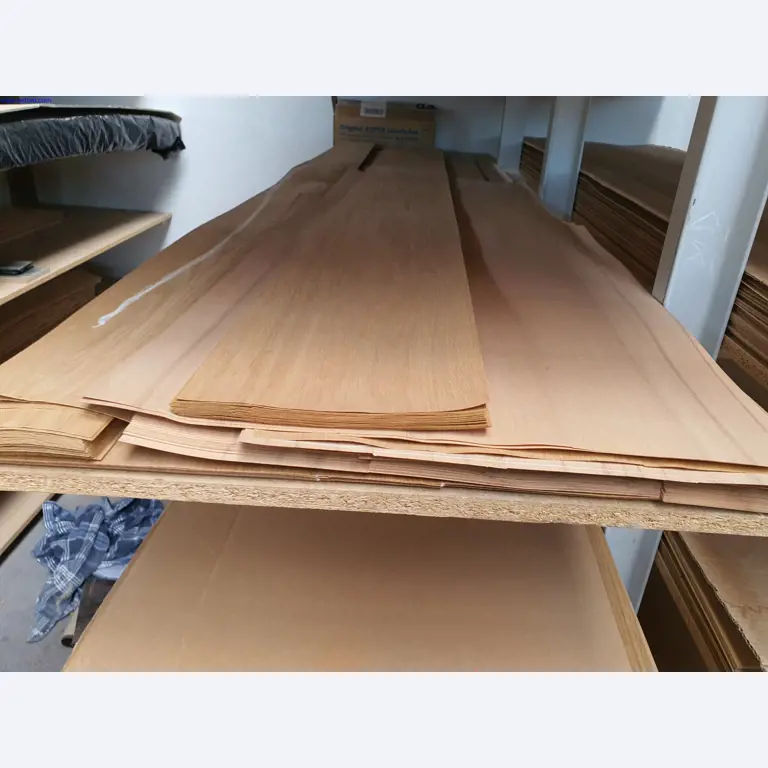 Dobrze utrzymane maszyny do produkcji mebli do salonu-6