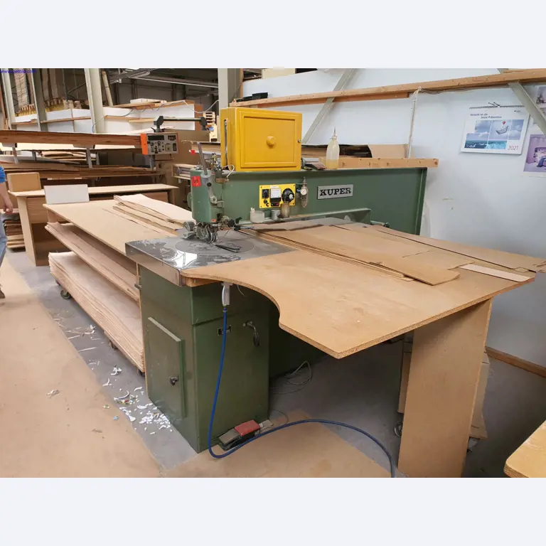 Dobrze utrzymane maszyny do produkcji mebli do salonu-4
