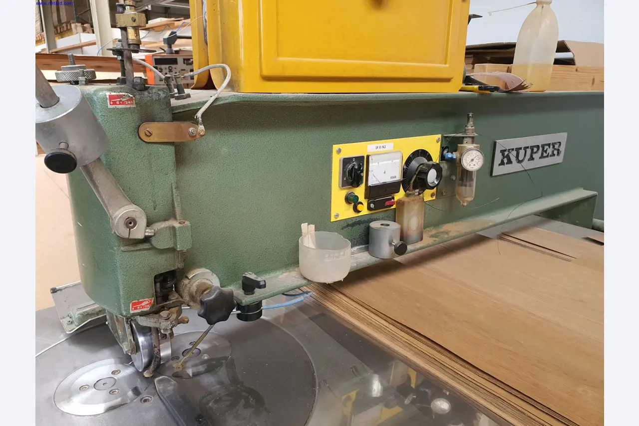 Dobrze utrzymane maszyny do produkcji mebli do salonu-5