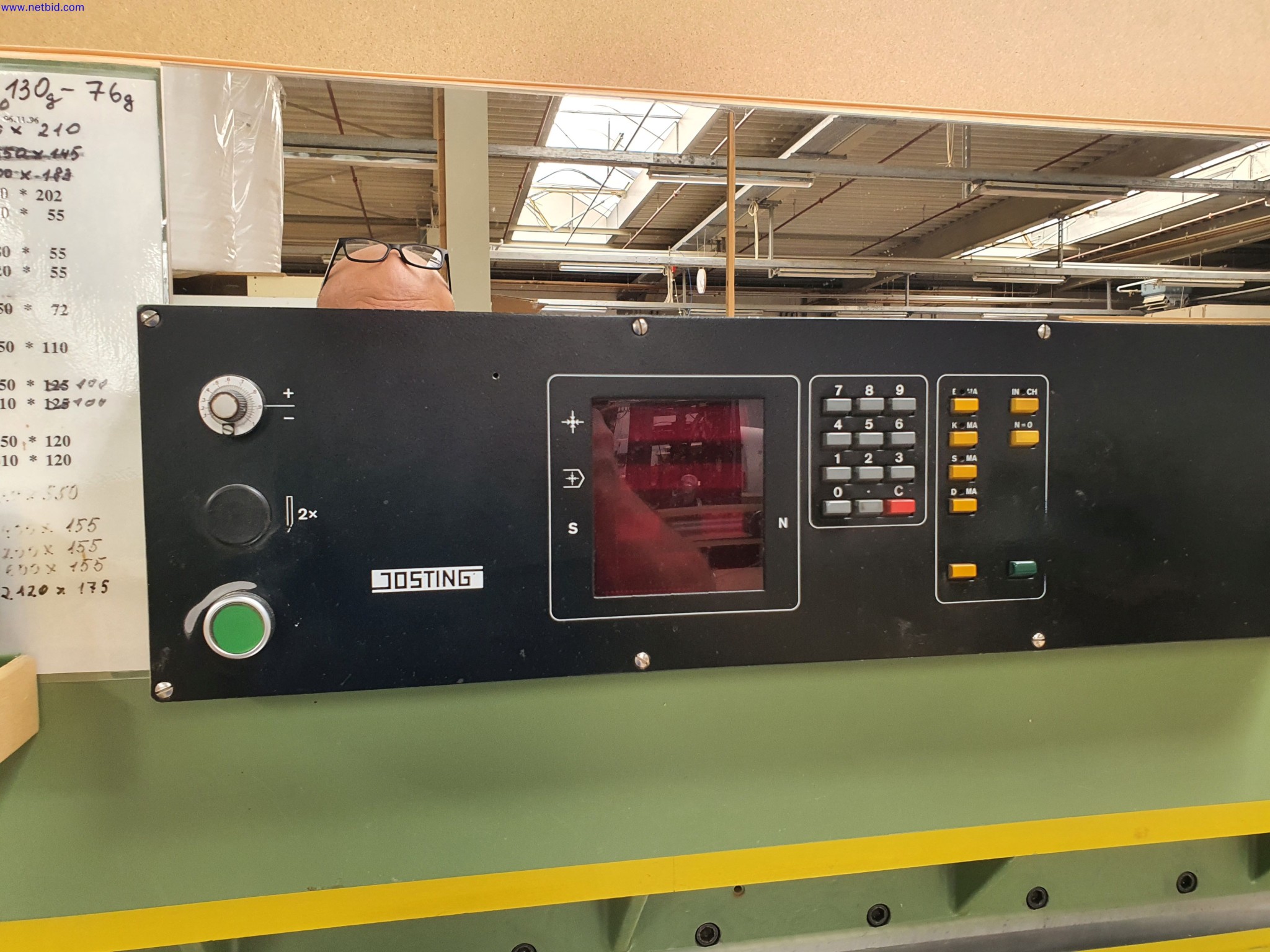 Dobro vzdrževani stroji za proizvodnjo pohištva za dnevne sobe-2