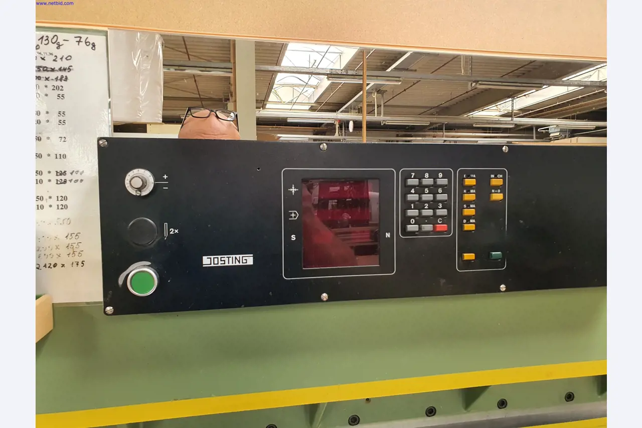 Dobrze utrzymane maszyny do produkcji mebli do salonu-2