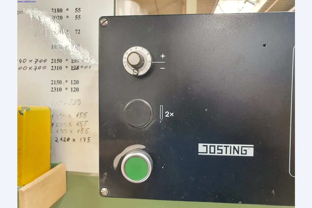 Dobrze utrzymane maszyny do produkcji mebli do salonu-4