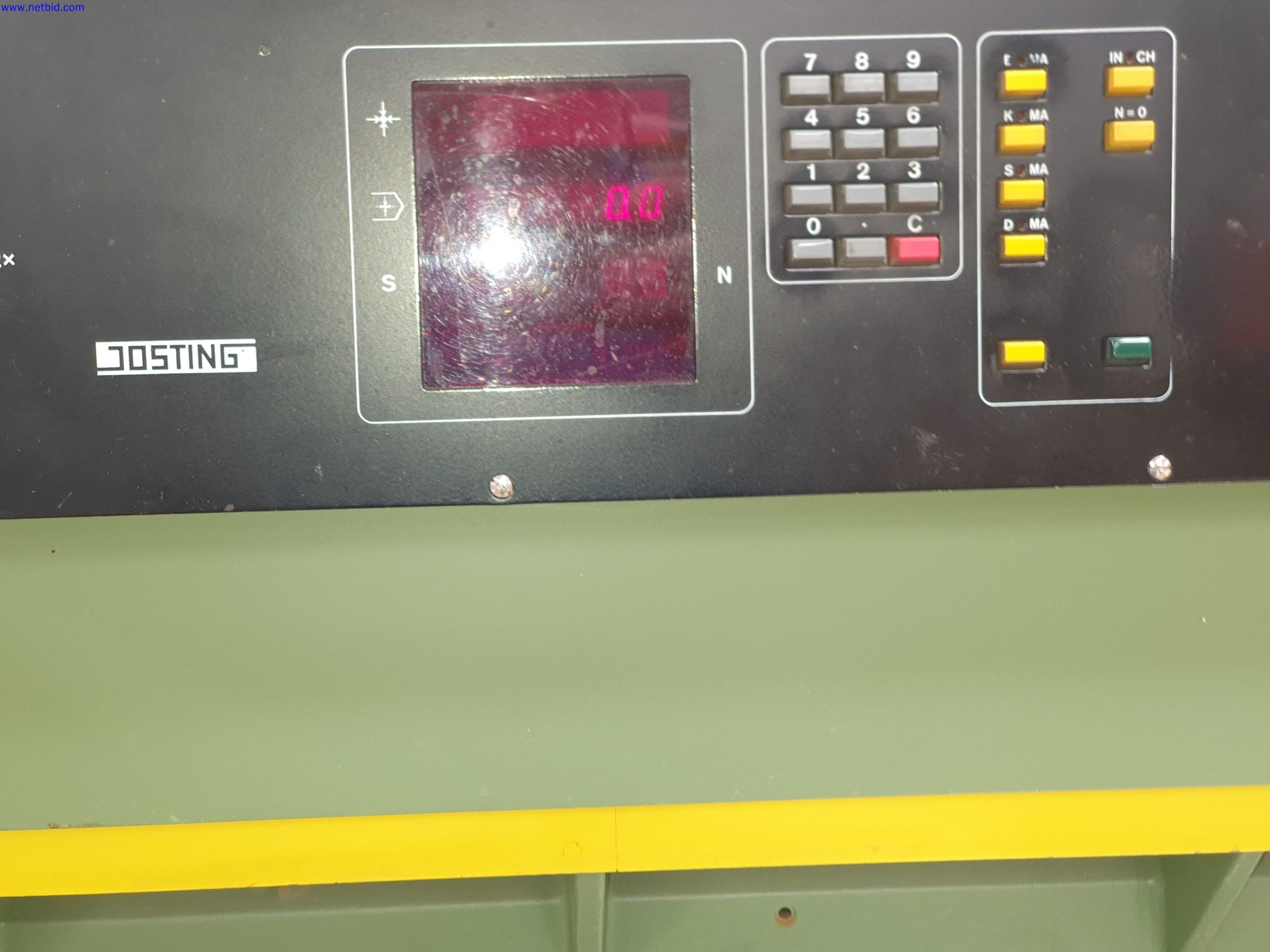 Dobro vzdrževani stroji za proizvodnjo pohištva za dnevne sobe-5