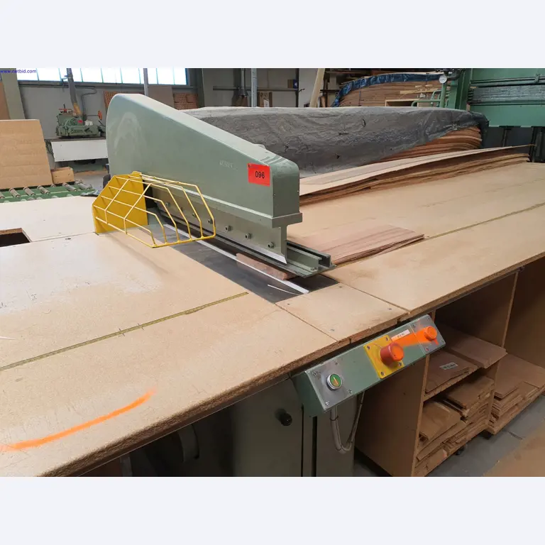 Well-maintained machines for the production of living room furniture-1