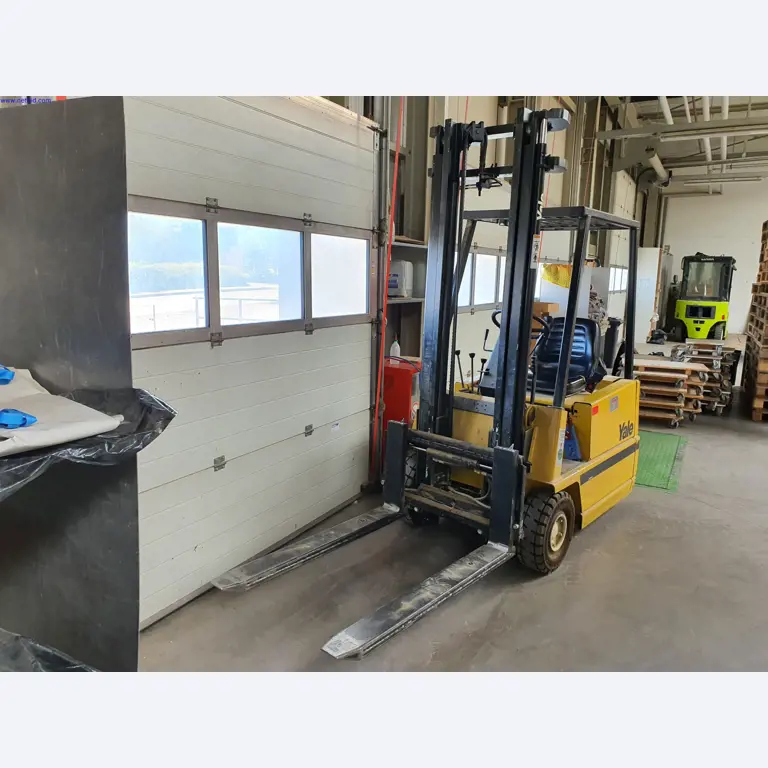 Dobrze utrzymane maszyny do produkcji mebli do salonu-1