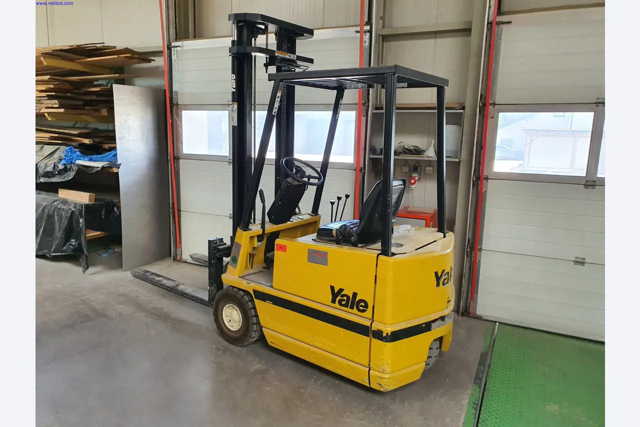 Dobrze utrzymane maszyny do produkcji mebli do salonu-2