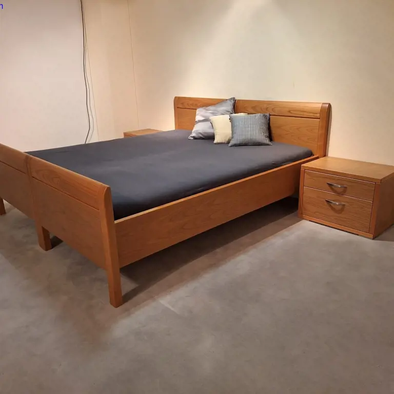 Cama