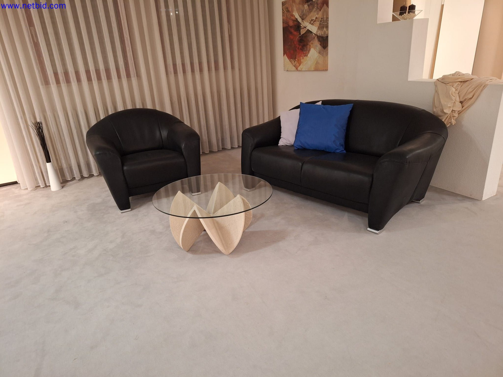 Gepflegte Maschinen zur Herstellung von Wohnraummöbeln-1