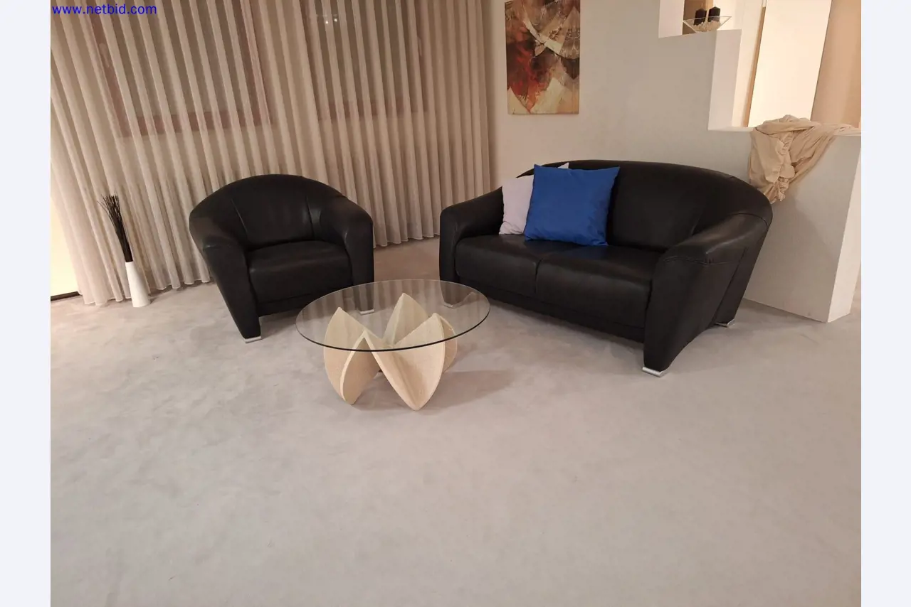 Gepflegte Maschinen zur Herstellung von Wohnraummöbeln-1