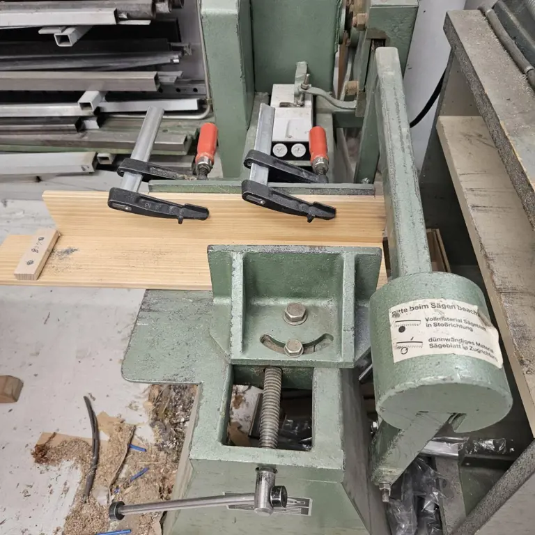 Piła do cięcia metalu, BGU  BKS 400