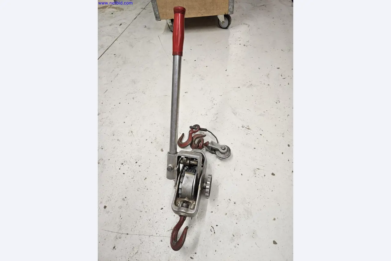 Dobrze utrzymane maszyny do produkcji mebli do salonu-2